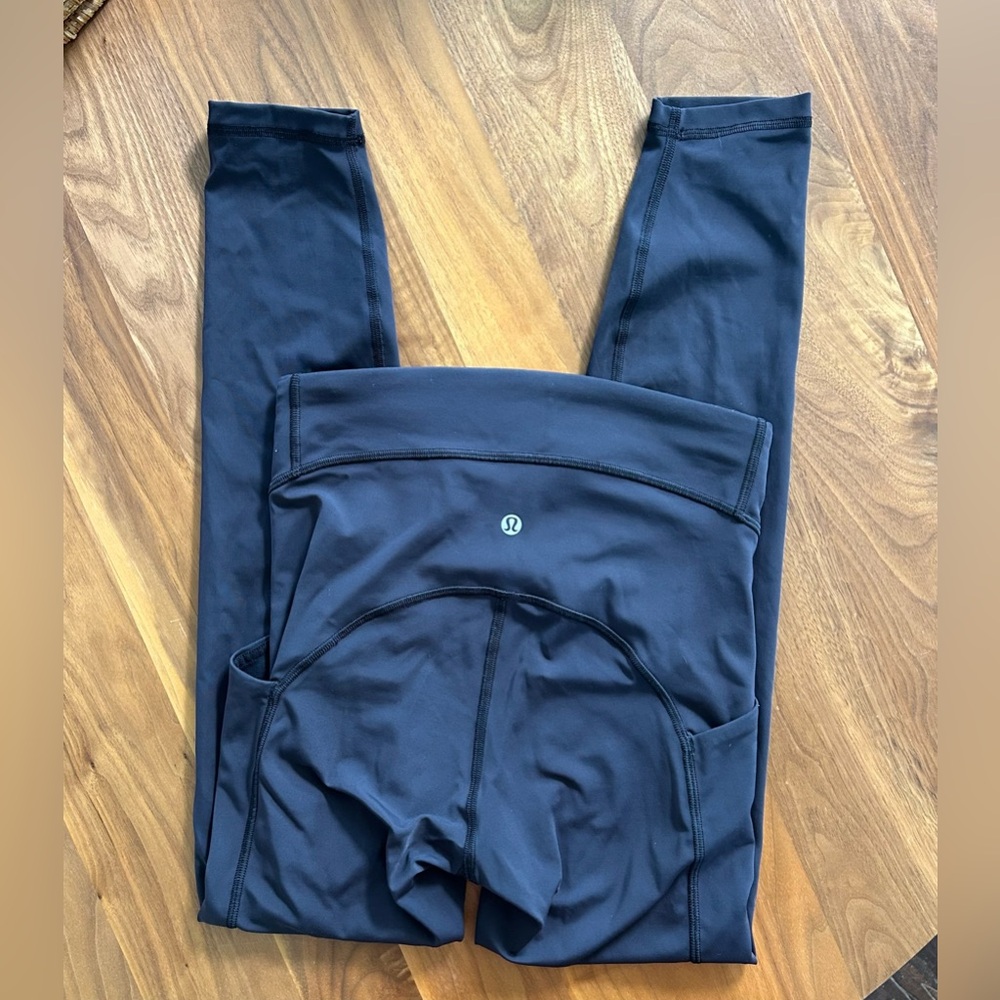 Lululemon size 4 leggings, black